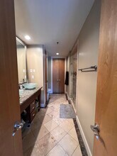 150 Bee St, Unit 507 in Charleston, SC - Building Photo - Building Photo