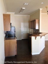 430 Park Place Drive in Hewitt, TX - Building Photo - Building Photo
