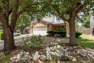 602 Rock Face Ct in Round Rock, TX - Foto de edificio - Building Photo