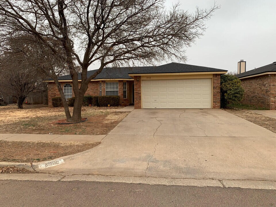 5908 10th Dr in Lubbock, TX - Building Photo