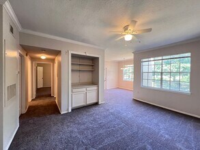 2558 Robert Trent Jones Dr in Orlando, FL - Building Photo - Building Photo