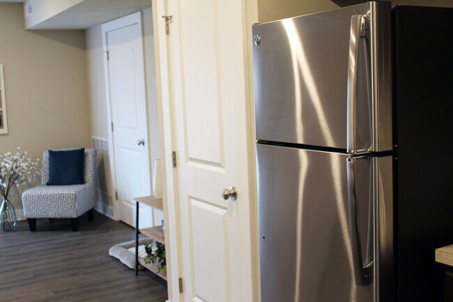 Alpine Apartment Homes in Comstock Park, MI - Building Photo - Building Photo