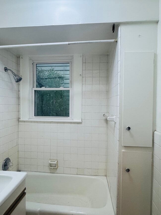 183 Broad St in Bloomfield, NJ - Building Photo - Building Photo