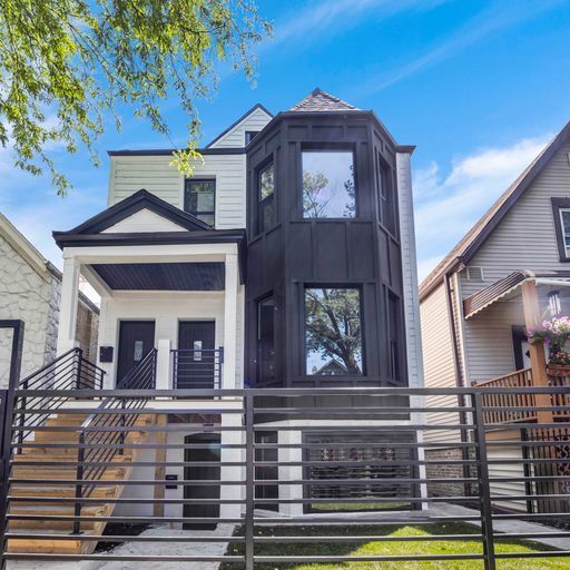 property at 1821 N Kedvale Ave