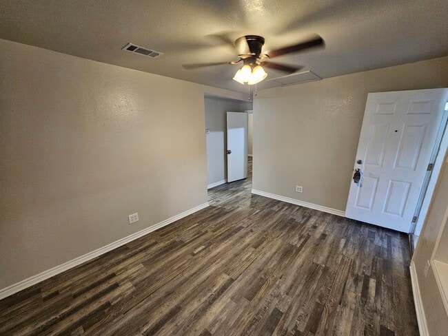 811 S 21st St in Temple, TX - Building Photo - Building Photo