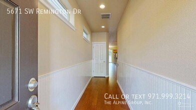 5671 SW Remington Dr in Aloha, OR - Building Photo - Building Photo