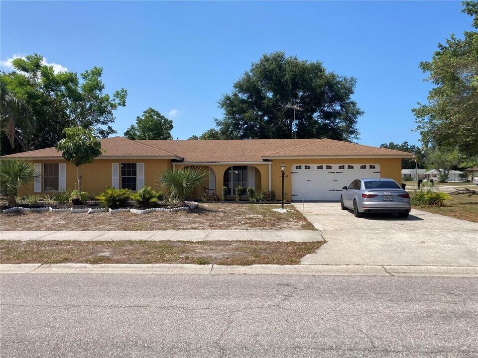 448 McArthur Ave in Sarasota, FL - Building Photo