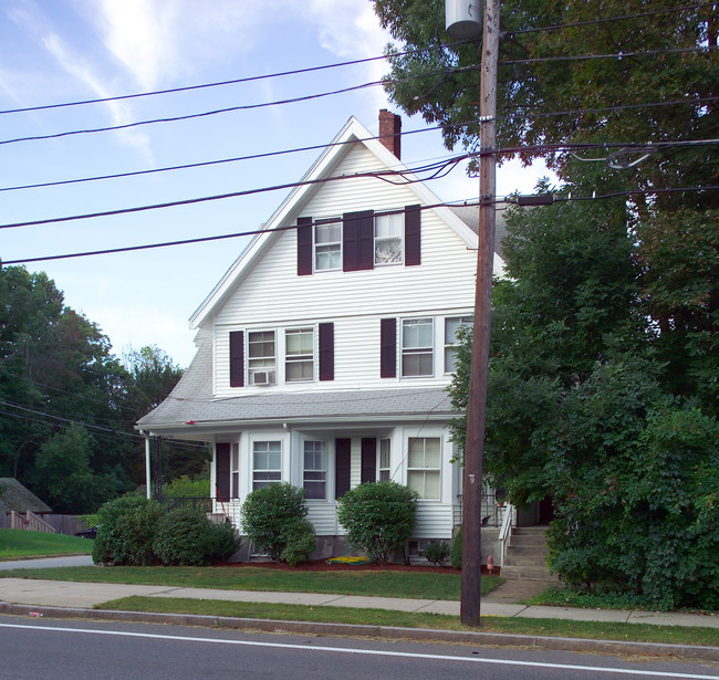 42 Main St in Foxboro, MA - Foto de edificio - Building Photo