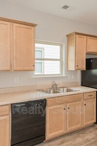 165 Cedar Ridge photo'