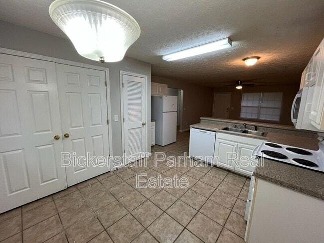 6216 Crystal Dr in Columbus, GA - Building Photo - Building Photo