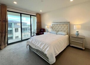 250 Waters Park Cir in San Mateo, CA - Building Photo - Building Photo