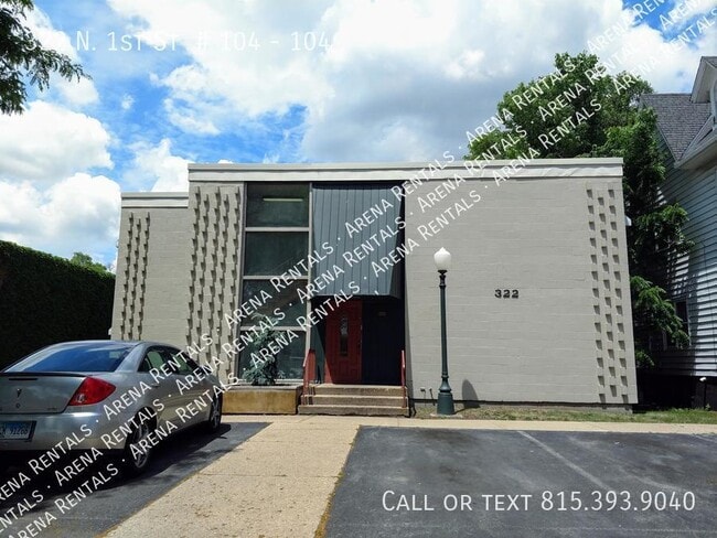 property at 322 N 1st St