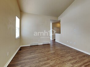 5843 W La Rieta Dr in Herriman, UT - Building Photo - Building Photo