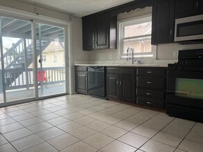 185 Walnut Ave in Revere, MA - Building Photo - Building Photo