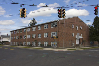 46 N Cherry St in Wallingford, CT - Building Photo - Building Photo