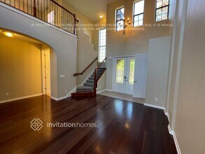 8230 Dunham Station Dr in Tampa, FL - Building Photo - Building Photo