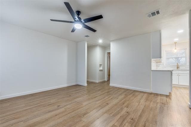 2342 Healey Dr in Dallas, TX - Building Photo - Building Photo