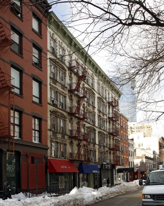 170-172 Spring Street in New York, NY - Building Photo