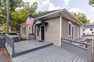 185 Bloomfield St in Athens, GA - Building Photo - Building Photo