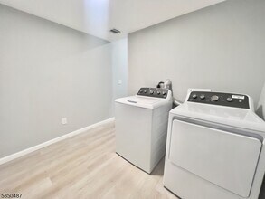 145 Mill St-Unit -2 in Paterson, NJ - Building Photo - Building Photo