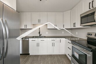 6503 Iris St in Arvada, CO - Building Photo - Building Photo