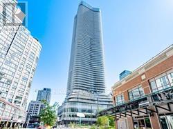 11-2011 Wellesley St W
