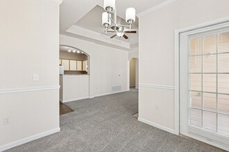 Villas at Park West in Pueblo, CO - Building Photo - Building Photo