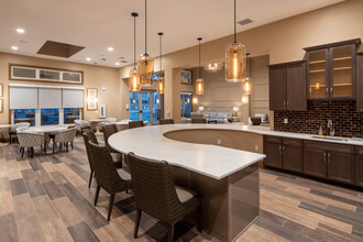 The Lofts at Brownwood in the Villages, FL - Foto de edificio - Interior Photo