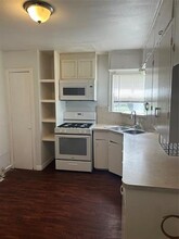 8702 Danville Dr in Dallas, TX - Building Photo - Building Photo
