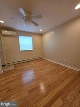 1153 S 11th St, Unit A in Philadelphia, PA - Foto de edificio - Building Photo