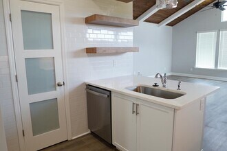 3727 Meadow Vista Ln. in Tallahassee, FL - Building Photo - Building Photo
