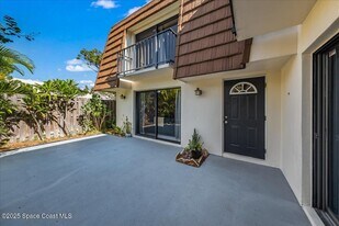 2012 Dan Ct NE in Palm Bay, FL - Building Photo