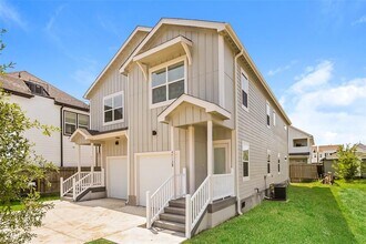 4712 Rawley St in Houston, TX - Building Photo - Building Photo