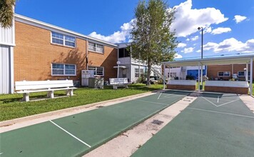 4158 Tamiami Trl, Unit B4 in Port Charlotte, FL - Building Photo - Building Photo