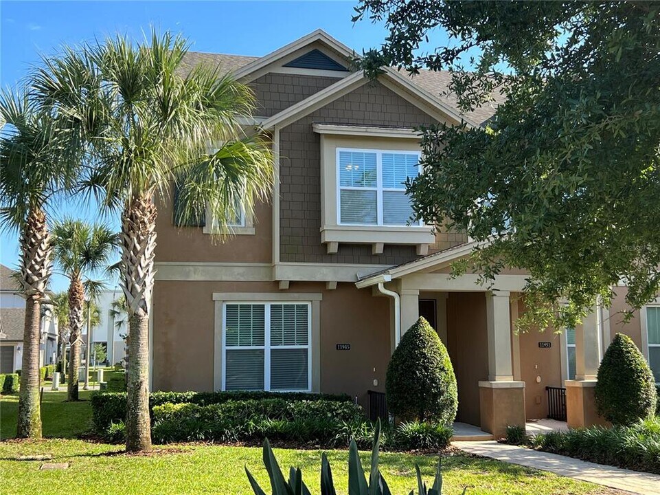 11945 Water Run Alley in Windermere, FL - Building Photo