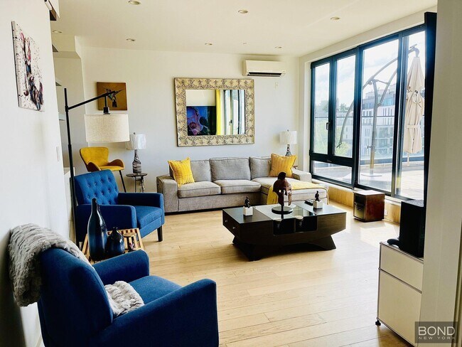 property at 11-07 Welling Ct