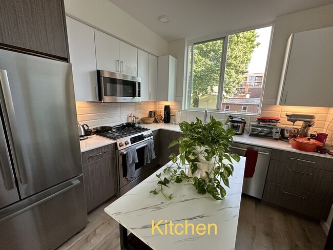 1724E 11th Ave in Seattle, WA - Foto de edificio - Building Photo