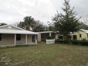 209 Maine Ave in Apopka, FL - Building Photo - Building Photo