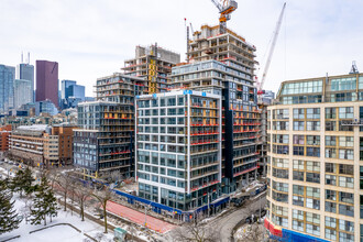 Time and Space Condos in Toronto, ON - Building Photo - Building Photo