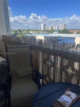 1817 S Ocean Dr, Unit 718 in Hallandale Beach, FL - Building Photo - Building Photo