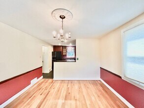 4523 Gladwyne Dr in Bethesda, MD - Building Photo - Building Photo