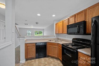 147 Limerick Rd in Mooresville, NC - Building Photo - Building Photo