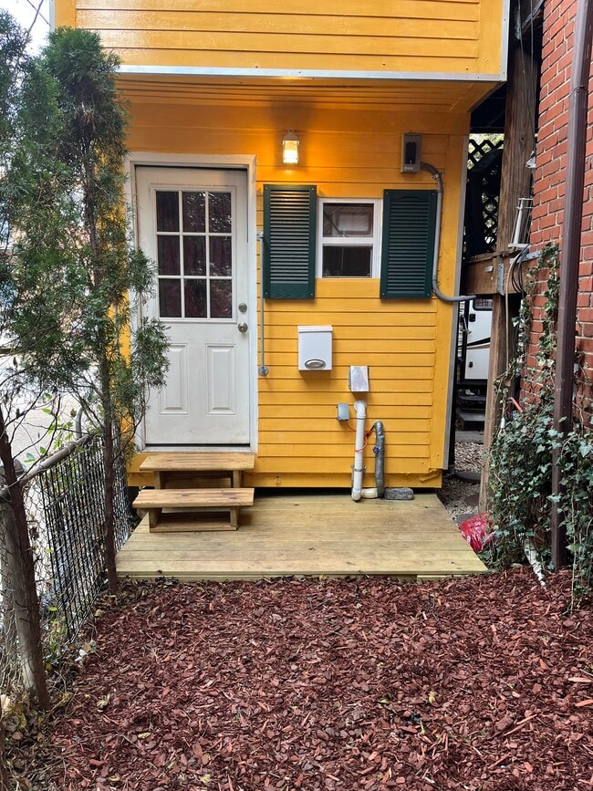 142 Webster St NE, Unit Loft Bedrooms