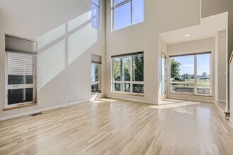 2111 Hecla Dr in Louisville, CO - Building Photo - Building Photo
