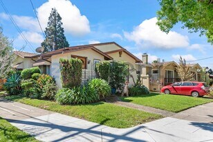 1240 Parker St in Berkeley, CA - Building Photo