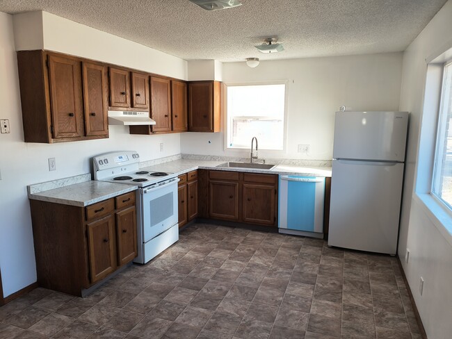 property at 444 Sunnyslope Ct N