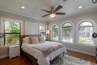 602 W Saulnier St in Houston, TX - Building Photo - Building Photo