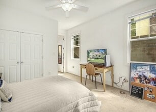 511 Coolidge St in Chapel Hill, NC - Building Photo - Building Photo