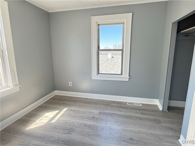 104 Swansea Ave in Syracuse, NY - Building Photo - Building Photo