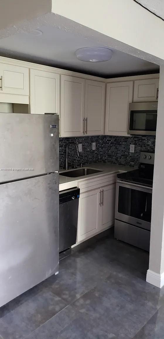 1 NE 78th St in Miami, FL - Building Photo - Building Photo